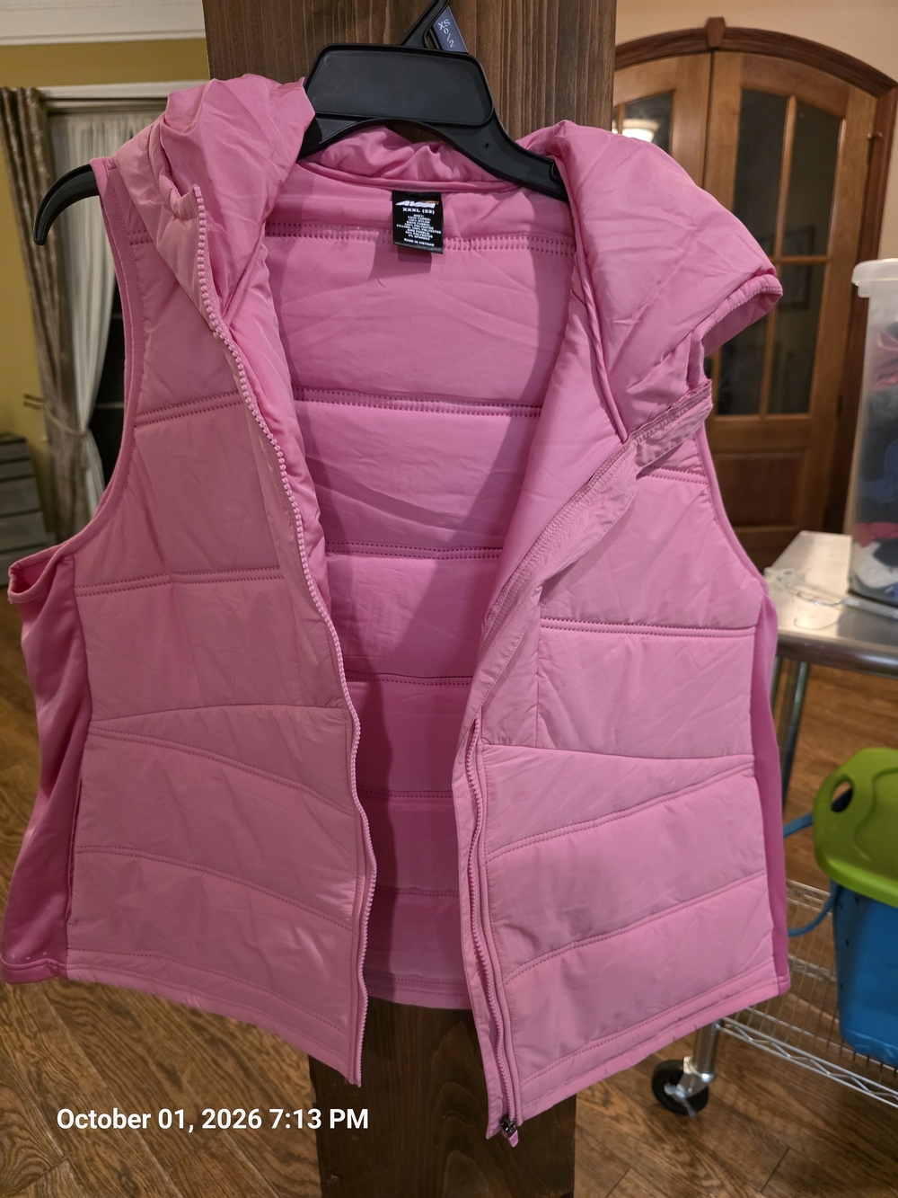 Woman's Avia Pink Quilted Hooded Puffer Vest XXXL